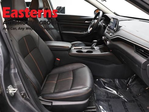 Used 2020 Nissan Altima 2.5 SR FWD image 24