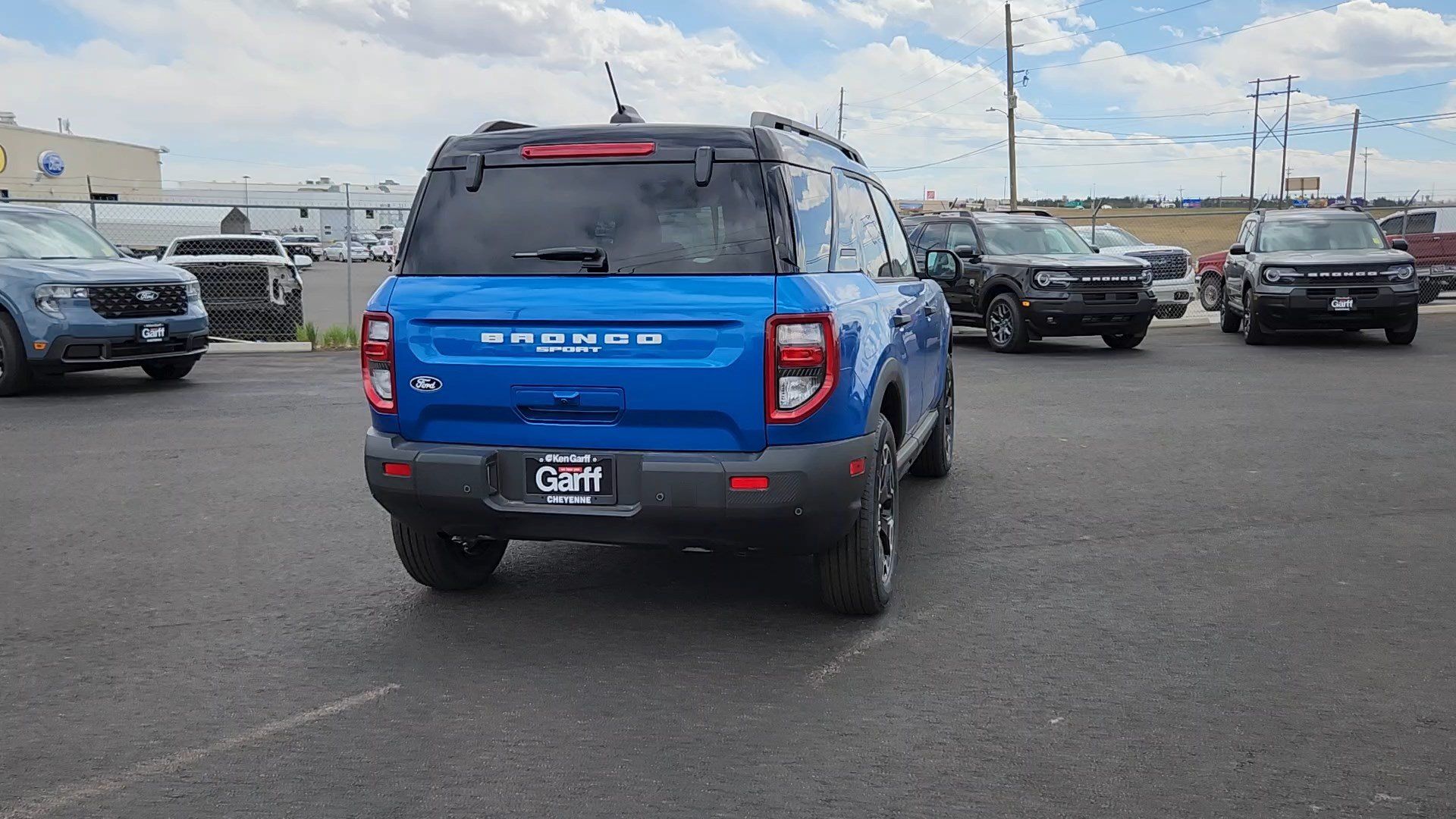 New 2026 Ford Bronco Sport Outer Banks w/ Outer Banks Tech Package+ AWD/4WD image 2