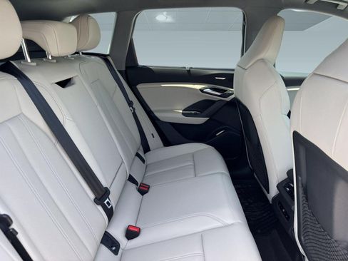 New 2027 Audi Q6 e-tron Prestige AWD/4WD image 30