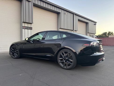 Used 2023 Tesla Model S Standard Range AWD/4WD image 9