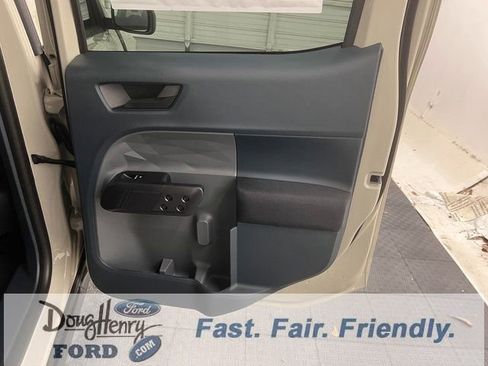 New 2025 Ford Maverick XL w/ Equipment Group 101A image 31