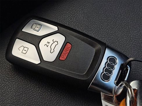 Used 2022 Audi Q5 2.0T Premium image 34