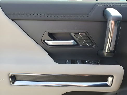 New 2026 GMC Hummer EV SUV image 27