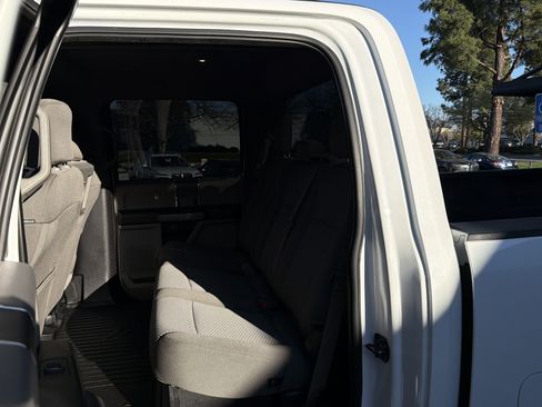 Used 2019 Ford F250 XLT w/ XLT Value Package image 34
