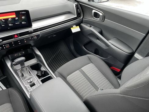 New 2026 Kia Sorento LX image 21