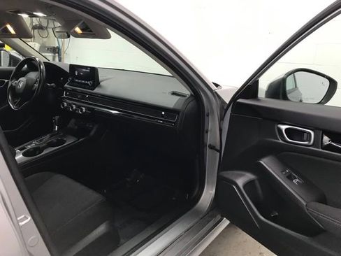 Used 2022 Honda Civic EX image 24