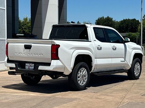 New 2026 Toyota Tacoma SR5 AWD/4WD image 4