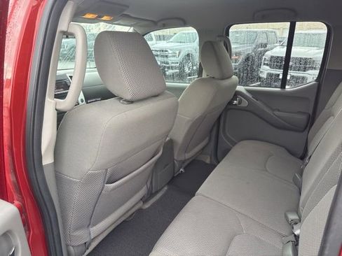 Used 2016 Nissan Frontier SV AWD/4WD image 22