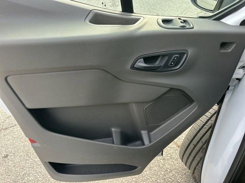 Used 2024 Ford Transit 250 Low Roof w/ Exterior Upgrade Package image 21