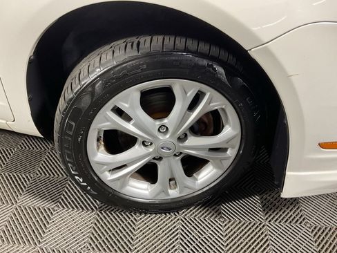 Used 2012 Ford Fusion SE FWD image 33