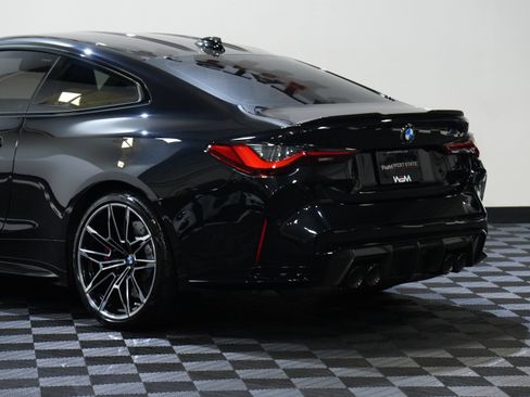 Used 2022 BMW M4 Competition w/ M Carbon Exterior Package RWD image 16