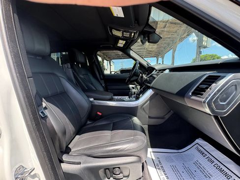 Used 2018 Land Rover Range Rover Sport HSE AWD/4WD image 18