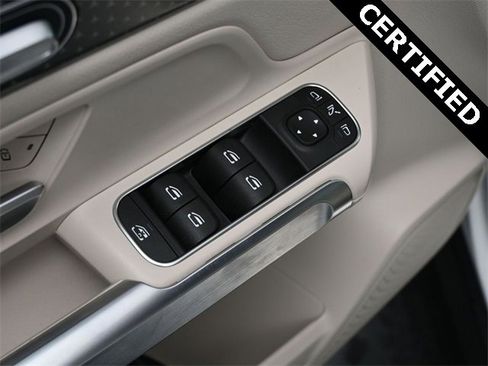 New 2025 Mercedes-Benz GLB 250 image 13