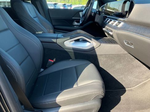 Used 2025 Mercedes-Benz GLE 350 4MATIC image 39