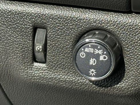 Used 2019 Chevrolet Colorado LT w/ LT Convenience Package image 13