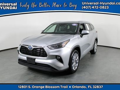 Used 2023 Toyota Highlander Limited