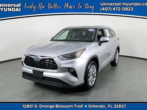 Used 2023 Toyota Highlander Limited image 1
