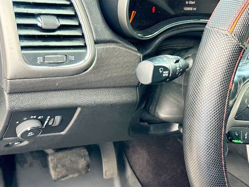 Used 2018 Jeep Grand Cherokee Altitude image 11