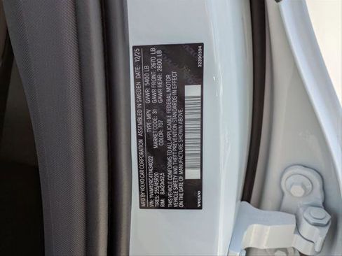 New 2026 Volvo XC60 B5 Plus w/ Protection Package Premier image 15