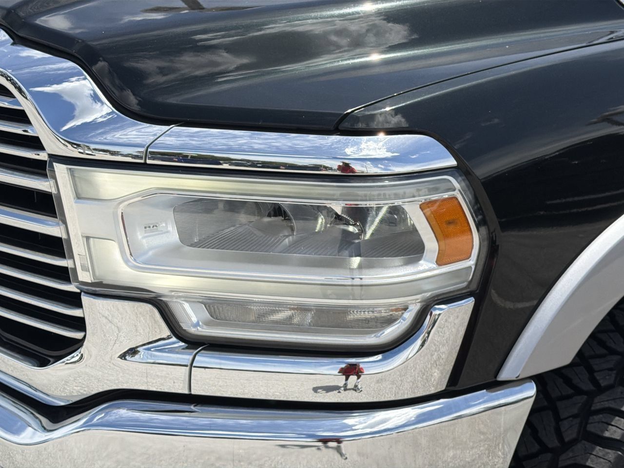 Used 2019 RAM 2500 Laramie RWD image 6