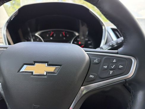 Used 2023 Chevrolet Equinox Premier FWD image 29