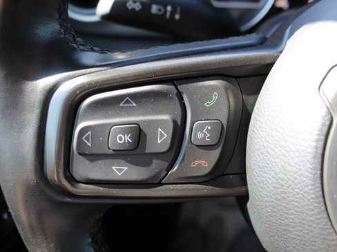 Used 2022 Jeep Wrangler Unlimited Sport image 15