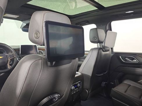 Used 2023 Chevrolet Tahoe High Country w/ Premium Package image 21