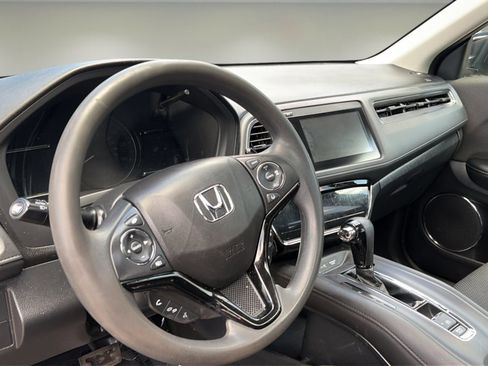 Used 2019 Honda HR-V EX image 12