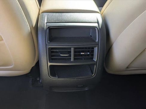 Used 2018 Cadillac XT5 Luxury w/ Driver Awareness Package image 16