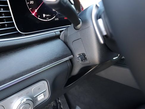 Certified 2026 Mercedes-Benz GLE 350 4MATIC image 37