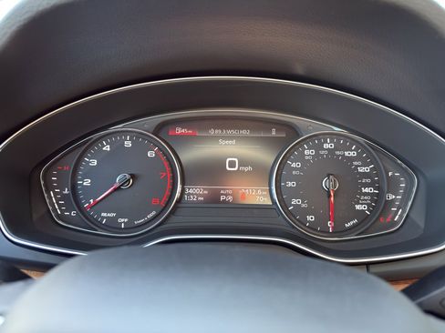 Used 2023 Audi Q5 2.0T Premium w/ Convenience Package image 19