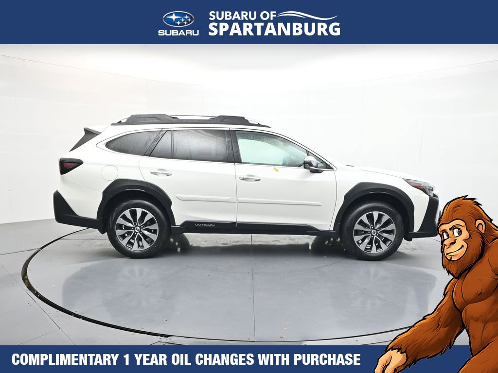 Used 2025 Subaru Outback Touring XT AWD/4WD image 9