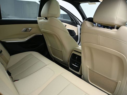 Used 2022 BMW 330i xDrive Sedan w/ Premium Package 2 image 24