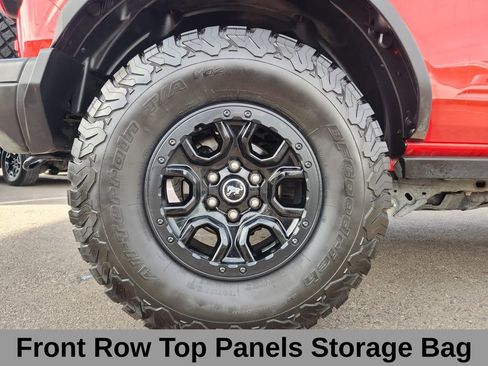 Used 2022 Ford Bronco Badlands image 19