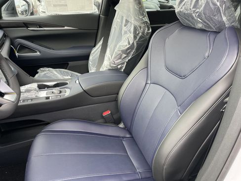 New 2026 INFINITI QX60 Sport w/ Dark Cargo Package image 9