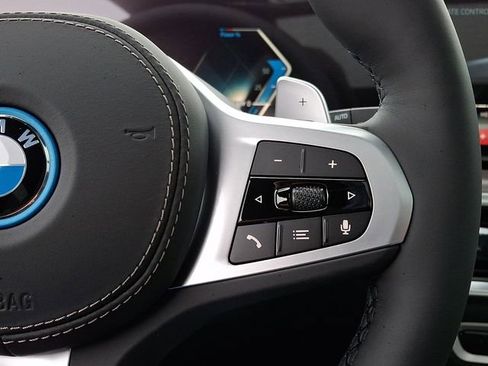 New 2026 BMW X5 xDrive50e w/ M Sport Package image 18