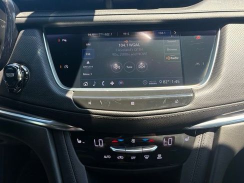 Used 2020 Cadillac XT5 Luxury w/ LPO, Floor Liner Package AWD/4WD image 23