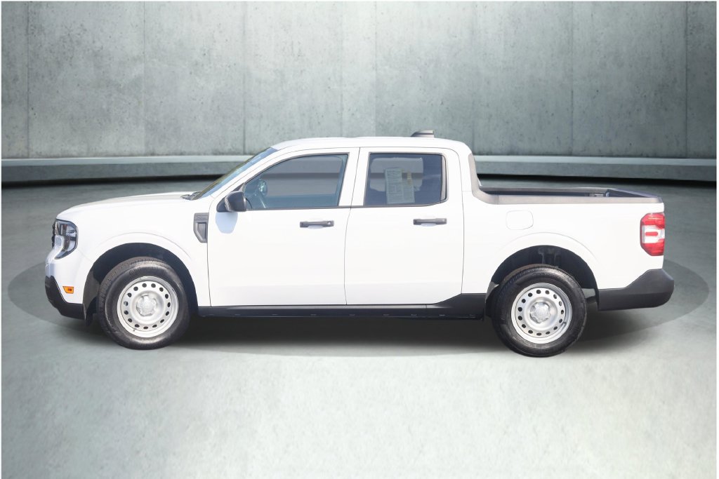 Used 2025 Ford Maverick XL w/ Equipment Group 101A AWD/4WD image 24