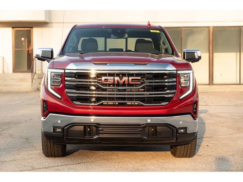 New 2026 GMC Sierra 1500 SLT w/ SLT Premium Plus Package image 3