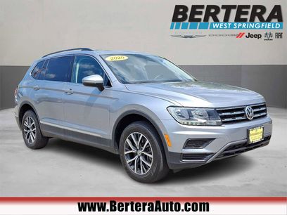 Used 2020 Volkswagen Tiguan SE w/ Panoramic Sunroof Package
