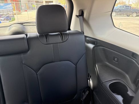 Certified 2025 Honda Pilot EX-L image 23
