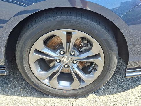 Used 2023 Honda Accord EX-L image 9