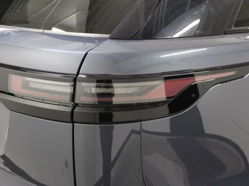 Used 2024 Land Rover Range Rover Velar Dynamic HSE AWD/4WD image 9