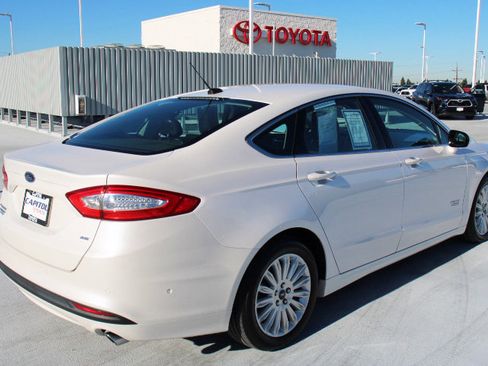 Used 2014 Ford Fusion Energi SE w/ Driver Assist Package image 3
