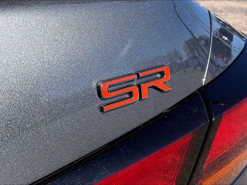 Used 2024 Nissan Altima 2.5 SR image 10