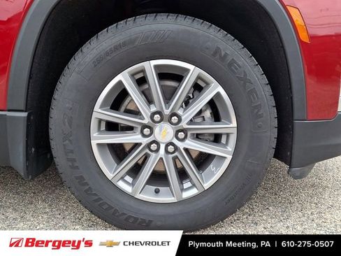 Certified 2023 Chevrolet Traverse LT image 10