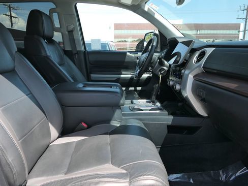 Used 2019 Toyota Tundra Limited w/ Limited Premium Package AWD/4WD image 29