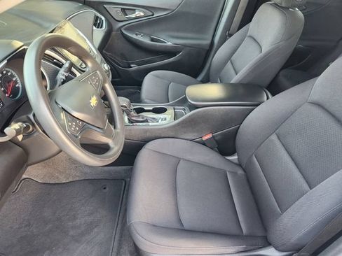 Used 2024 Chevrolet Malibu LS FWD image 4