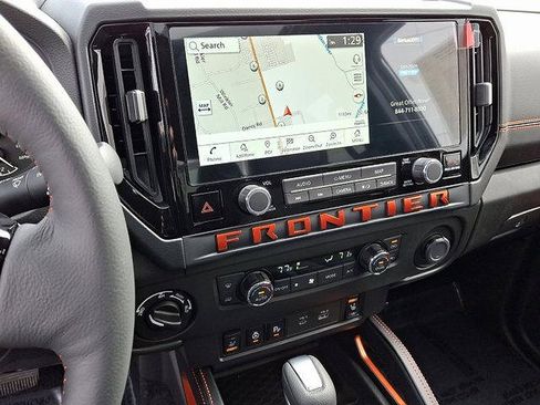 New 2025 Nissan Frontier PRO-4X w/ Pro Premium Package image 8