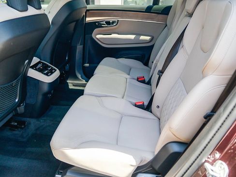 Certified 2026 Volvo XC90 B5 Plus w/ Protection Package AWD/4WD image 20